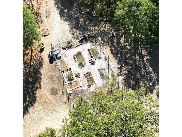 73 LONG Rd, Wahkiacus, WA 98670