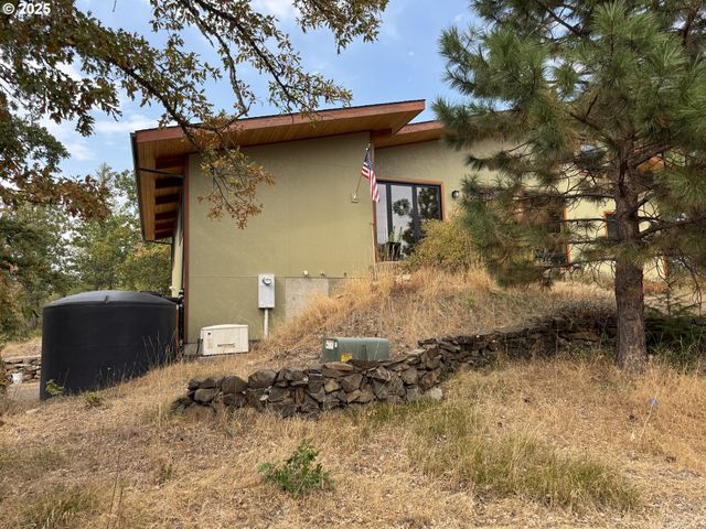 73 LONG Rd, Wahkiacus, WA 98670