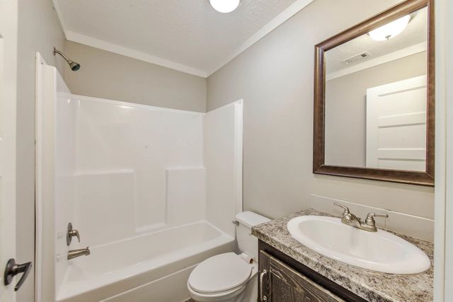 108 Eauclair Drive, Thibodaux, LA 70301