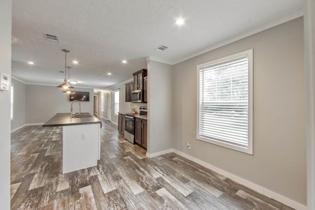108 Eauclair Drive, Thibodaux, LA 70301