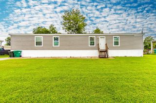 108 Eauclair Drive, Thibodaux, LA 70301