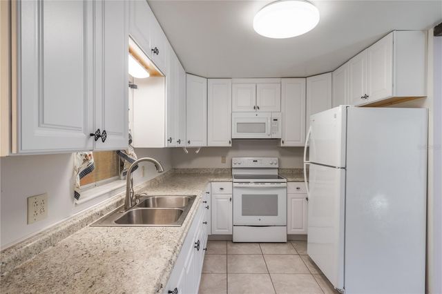 1163 LAKE DRIVE, Lake Wales, FL 33859