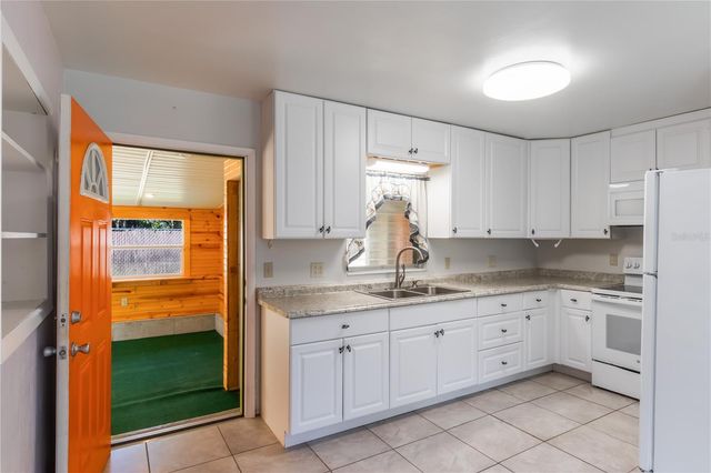 1163 LAKE DRIVE, Lake Wales, FL 33859