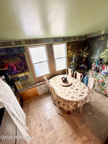 73 Laurence Parkway, Laurence Harbor, NJ 08879