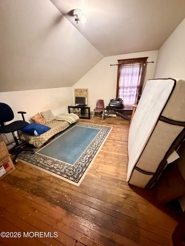73 Laurence Parkway, Laurence Harbor, NJ 08879