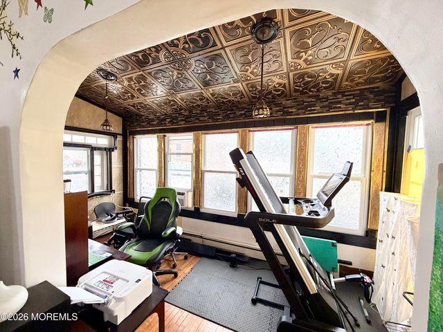 73 Laurence Parkway, Laurence Harbor, NJ 08879