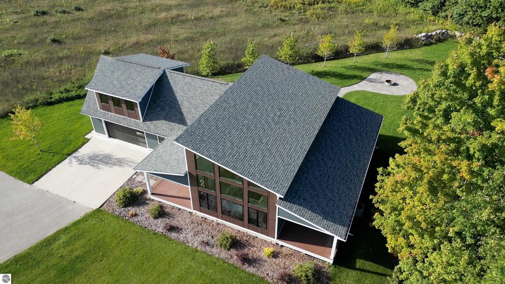 Image 2 of property listing at 4683 E Water View Drive, Lake Leelanau, MI 49653