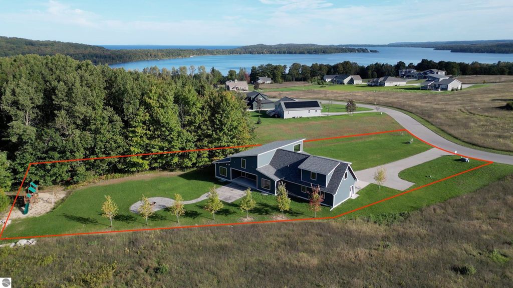 Image 3 of property listing at 4683 E Water View Drive, Lake Leelanau, MI 49653