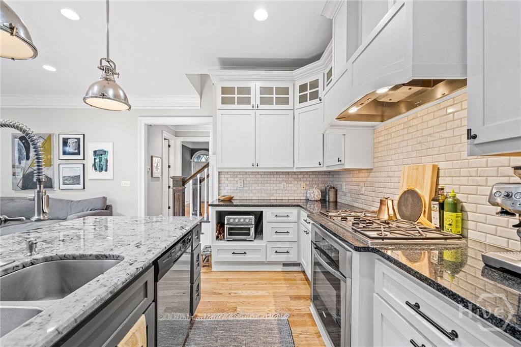 Image 15 of property listing at 354 Dekle Drive, Athens, GA 30605