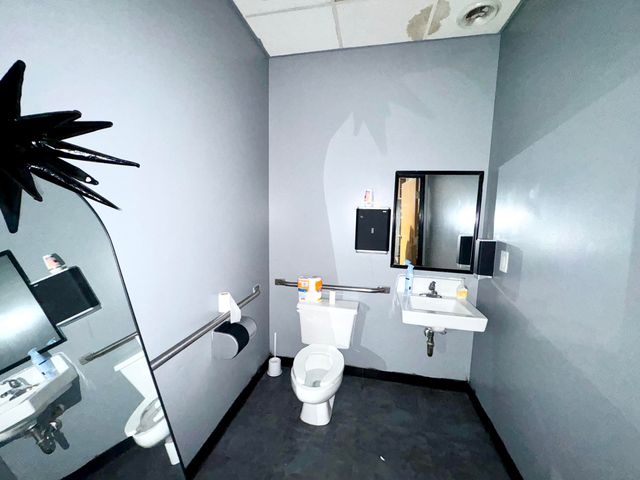 21720 15 MILE RD Road, Clinton Twp, MI 48035