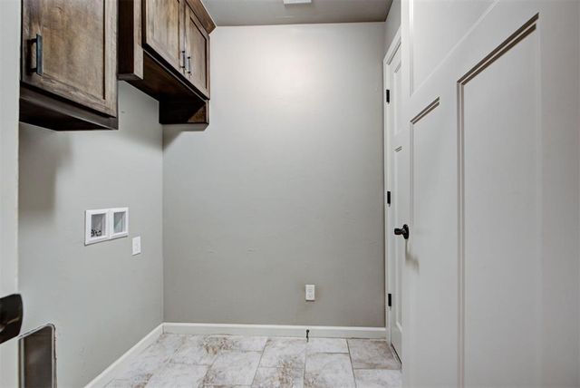 8325 NW 141st Circle, Oklahoma City, OK 73142