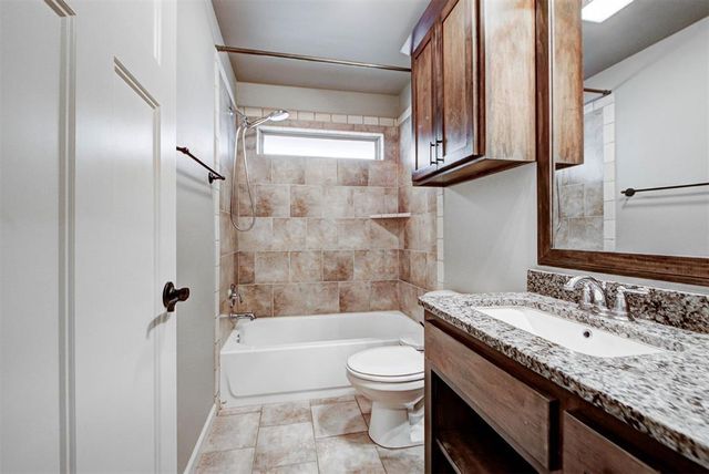 8325 NW 141st Circle, Oklahoma City, OK 73142