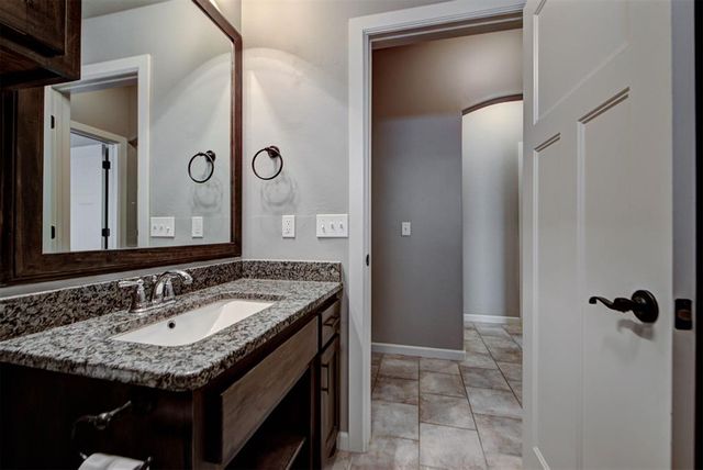 8325 NW 141st Circle, Oklahoma City, OK 73142