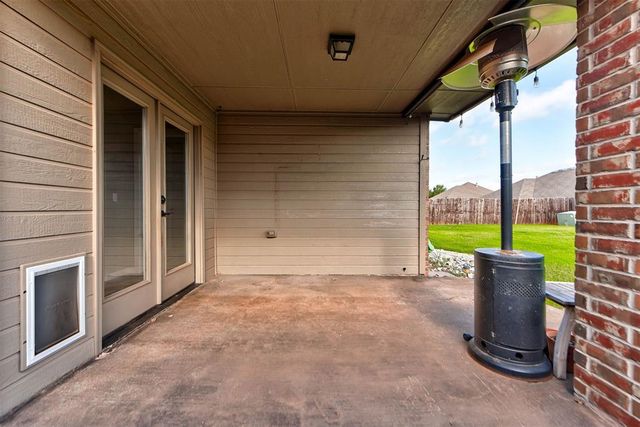 8325 NW 141st Circle, Oklahoma City, OK 73142