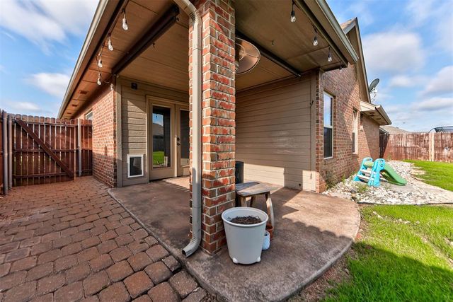 8325 NW 141st Circle, Oklahoma City, OK 73142