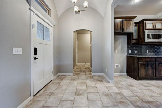 8325 NW 141st Circle, Oklahoma City, OK 73142