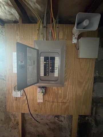 110 South St, New Bedford, MA 02740