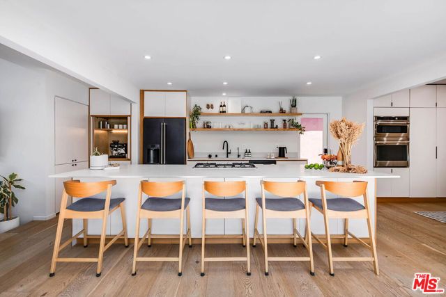 12507 Westminster Avenue, Los Angeles, CA 90066