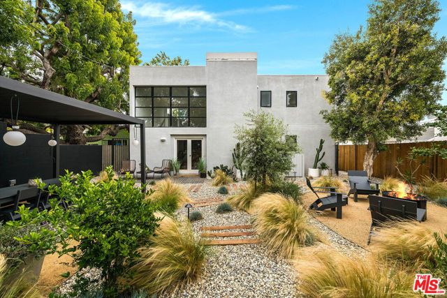 12507 Westminster Avenue, Los Angeles, CA 90066