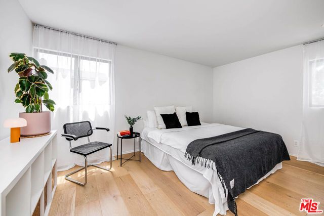 12507 Westminster Avenue, Los Angeles, CA 90066