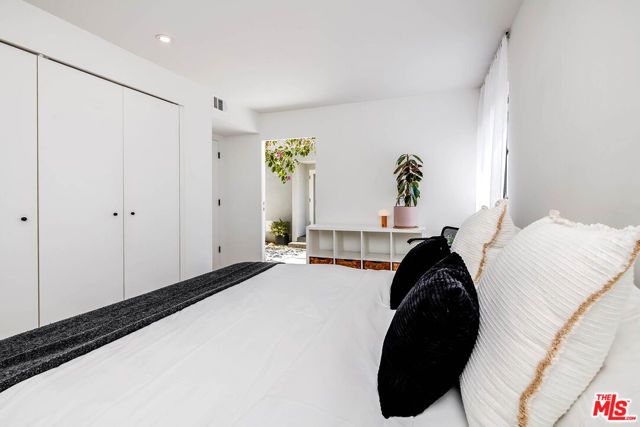 12507 Westminster Avenue, Los Angeles, CA 90066