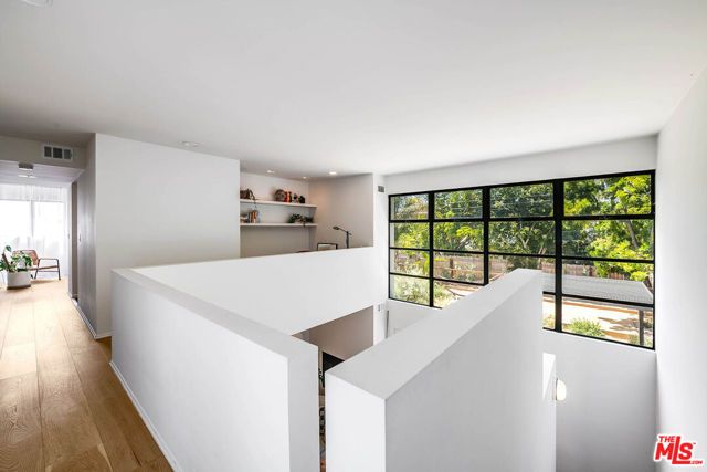 12507 Westminster Avenue, Los Angeles, CA 90066