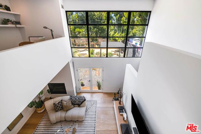 12507 Westminster Avenue, Los Angeles, CA 90066