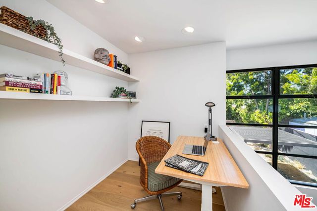 12507 Westminster Avenue, Los Angeles, CA 90066