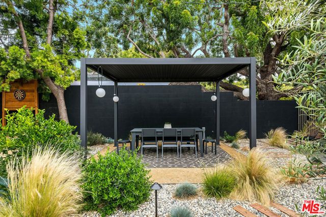 12507 Westminster Avenue, Los Angeles, CA 90066