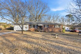 125 Foxhall Road, Spartanburg, SC 29306