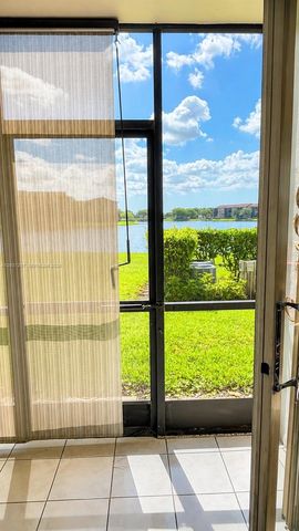 901 SW 141st Avenue 111M, Pembroke Pines, FL 33027