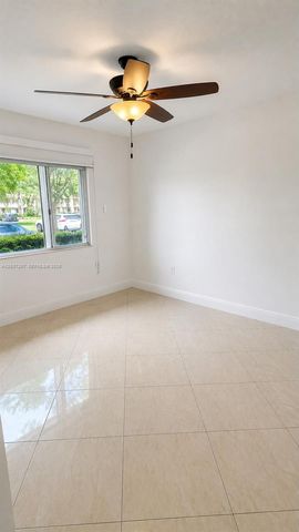 901 SW 141st Avenue 111M, Pembroke Pines, FL 33027
