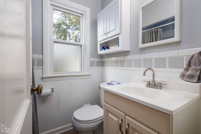 19128 Delaware St Street, Roseville, MI 48066