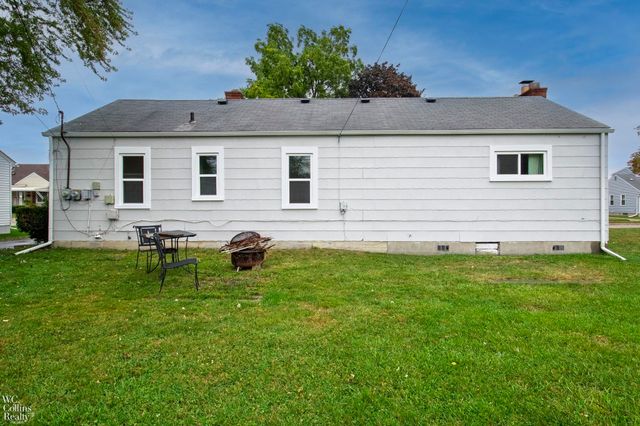 19128 Delaware St Street, Roseville, MI 48066