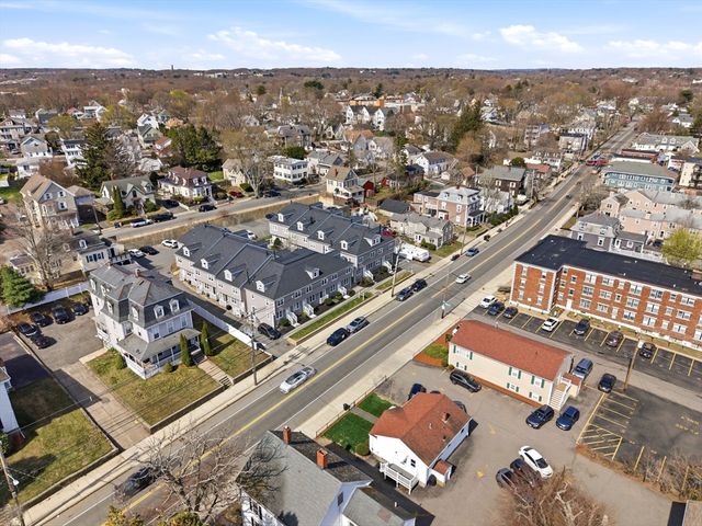 112 Lowell St 11, Peabody, MA 01960