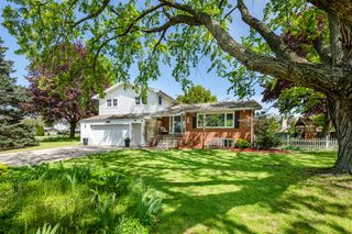3461 W Valley View Drive, Saint Joseph, MI 49085