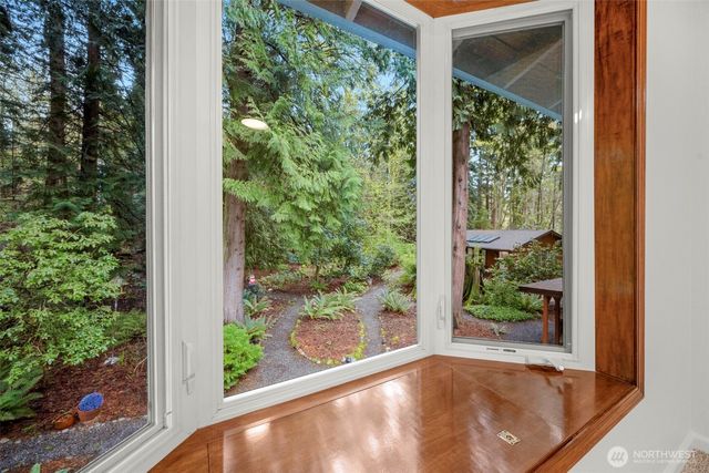 8909 55th Place W, Mukilteo, WA 98275