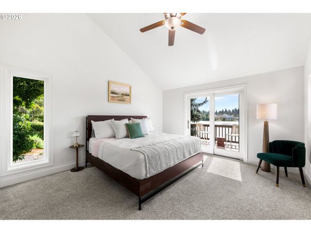 20122 Ne INTERLACHEN Ln, Fairview, OR 97024
