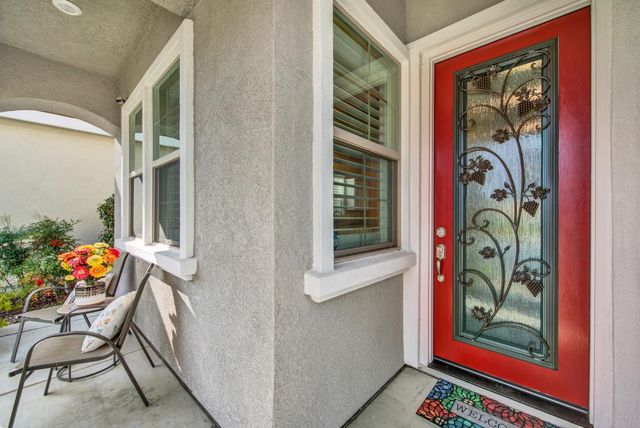 5153 Creekhollow Way, Roseville, CA 95747