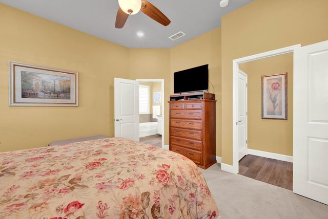 5153 Creekhollow Way, Roseville, CA 95747