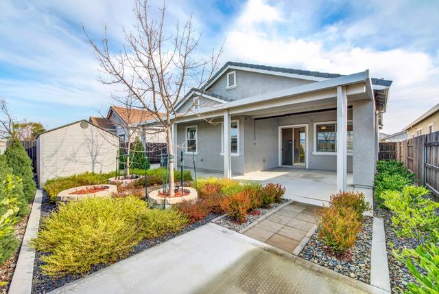 5153 Creekhollow Way, Roseville, CA 95747