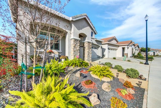 5153 Creekhollow Way, Roseville, CA 95747
