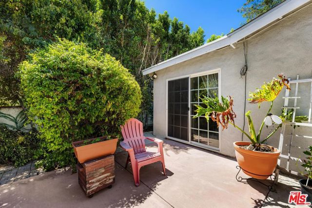 20628 Clark Street, Los Angeles, CA 91367