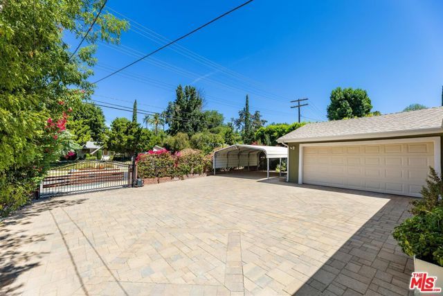 20628 Clark Street, Los Angeles, CA 91367