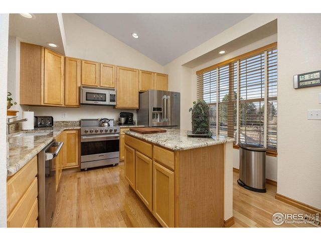 913 Ninebark Ln, Longmont, CO 80503