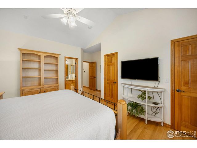 913 Ninebark Ln, Longmont, CO 80503