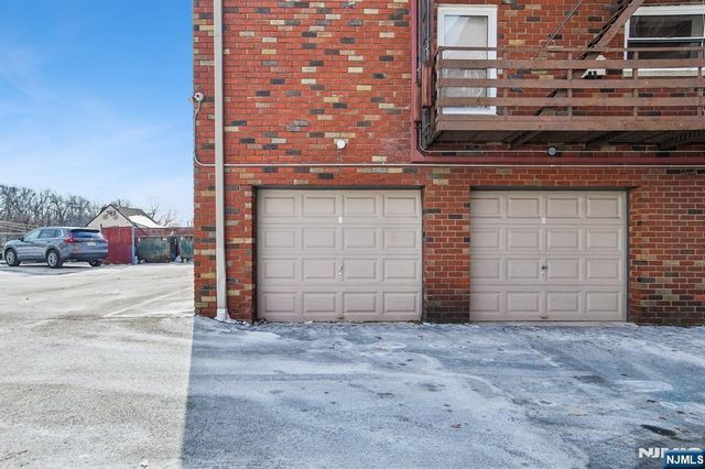 2430 8th Street 5B, Fort Lee, NJ 07024