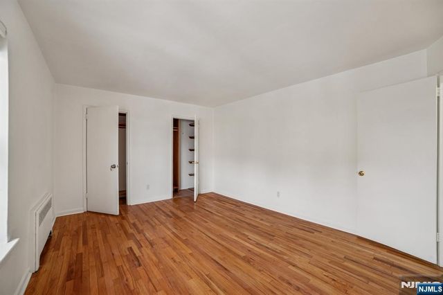 2430 8th Street 5B, Fort Lee, NJ 07024