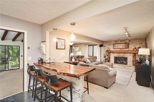 1756 Deepwood Drive, Akron, OH 44313