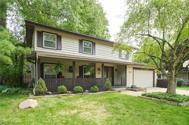 1756 Deepwood Drive, Akron, OH 44313